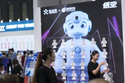 UBTECH攜手編程機器人，帶來最好的開學(xué)禮物 智能機器人銷售新篇章